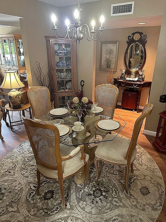 Image of 2717 Highland Ave S Unit 307