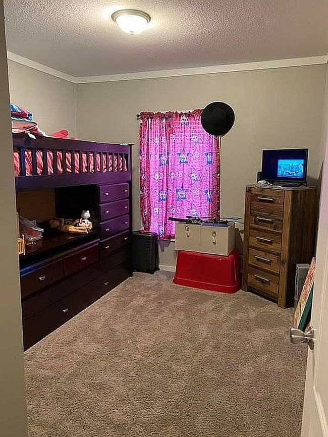 Photo of 309 S Garvey St, White Deer, TX