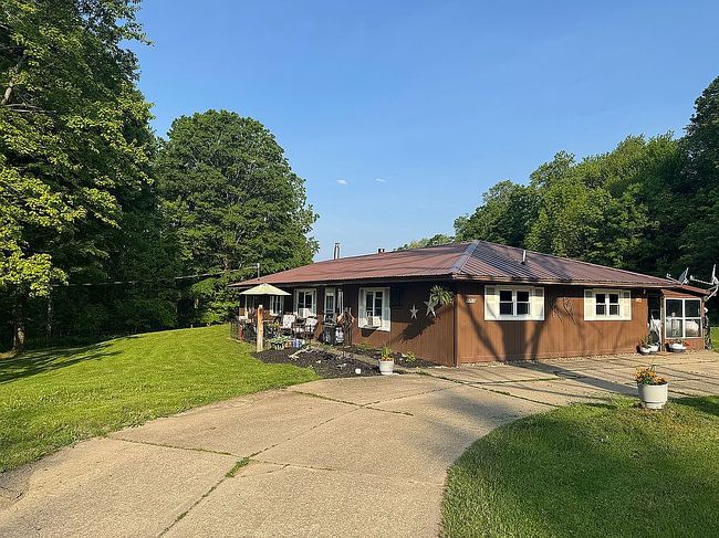Photo of 6715 Bailey Hill Rd, Cattaraugus, NY