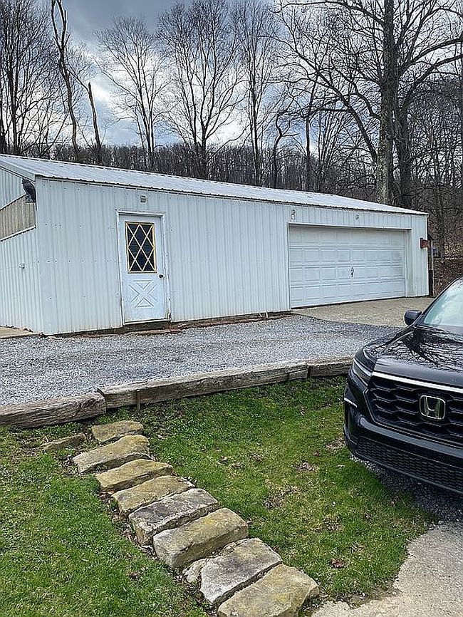 Photo of 15 Water St, Ludlow, PA