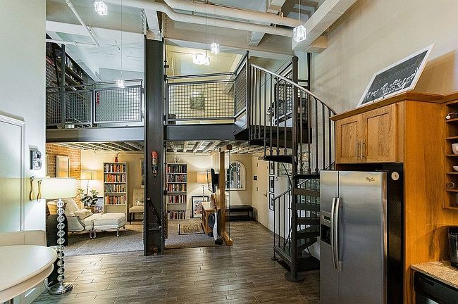 Additional photo 3 of property located at 905 3rd St Se Apt 214