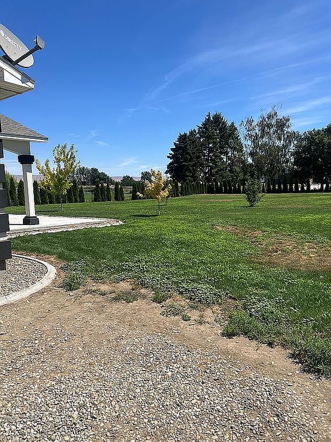 Photo of 1108 2nd Ave, Granger, WA