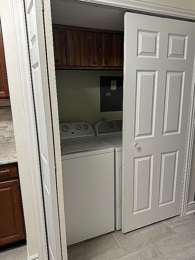 Additional photo 3 of property located at 780 Kirkwall Dr #41-C