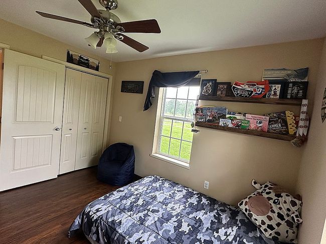 Image of 710 N Main Ave