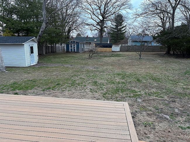 Image of 577 Spruce Ave