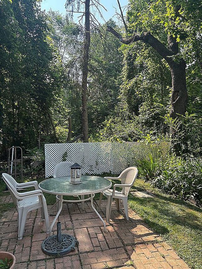 Photo of 6738 Hamilton Dr, Derby, NY