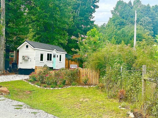 Preview of property located at 110 Creekwalk Dr