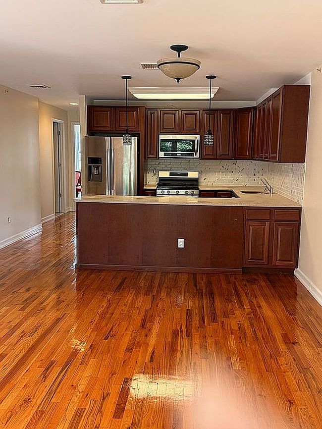 Photo of 10220 Rockaway Beach Blvd, Rockaway Park, NY