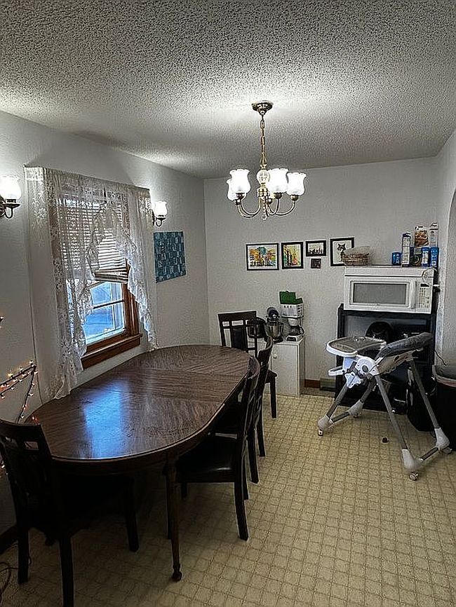 Image of 305 Ne 2nd St