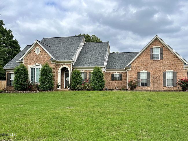 Preview of property located at 1282 Ivy Dr