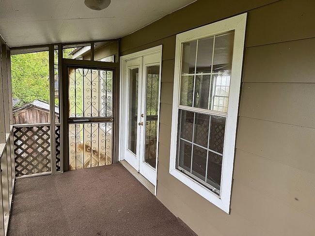 Image of 1804 S Lakeshore Dr