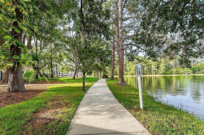 Image of 4560 Middleton Park Cir E