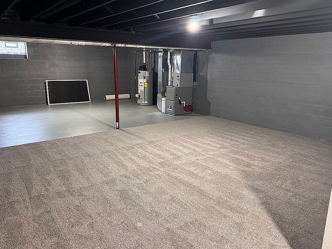 Photo of 975 Lake Rd, Conneaut, OH