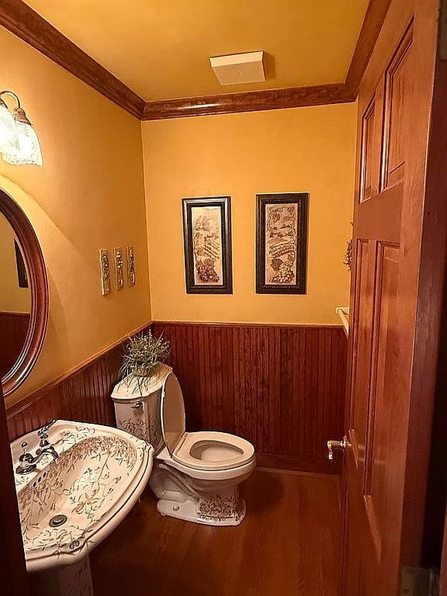 Photo of 2479 Charwood Ct, Cincinnati, OH