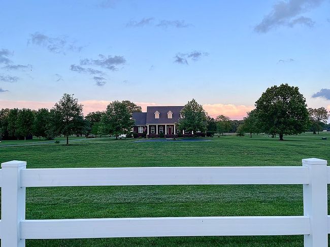 Image of 306 Bridlewood Dr