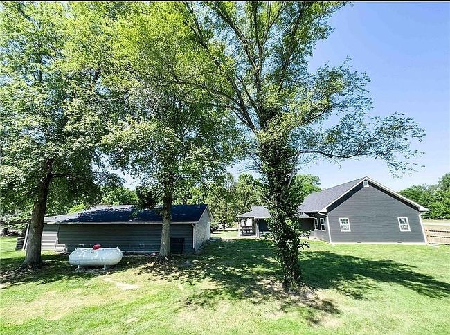 Additional photo 3 of property located at 25583 E Us Highway 40