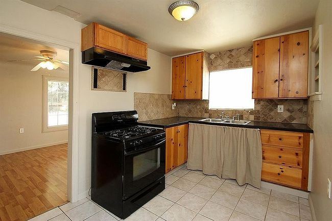 Image of 1232 E Andrews Ave