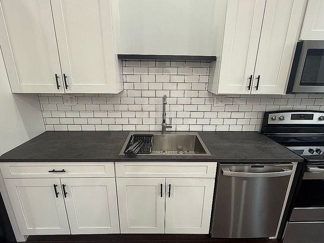 Additional photo 2 of property located at 3315 Graydon Ave