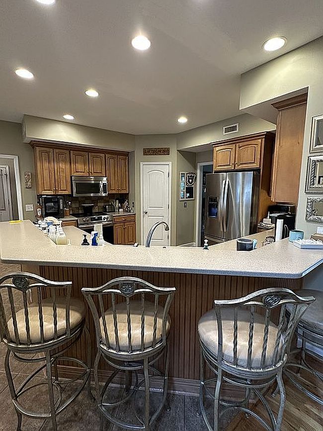 Additional photo 3 of property located at 1957 Clubview Dr