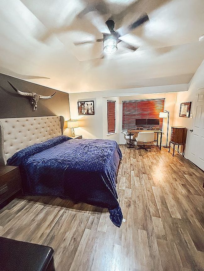Photo of 311 W Trunk St, Crandall, TX