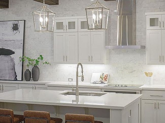 Additional photo 3 of property located at 208 Honey Creek Ct