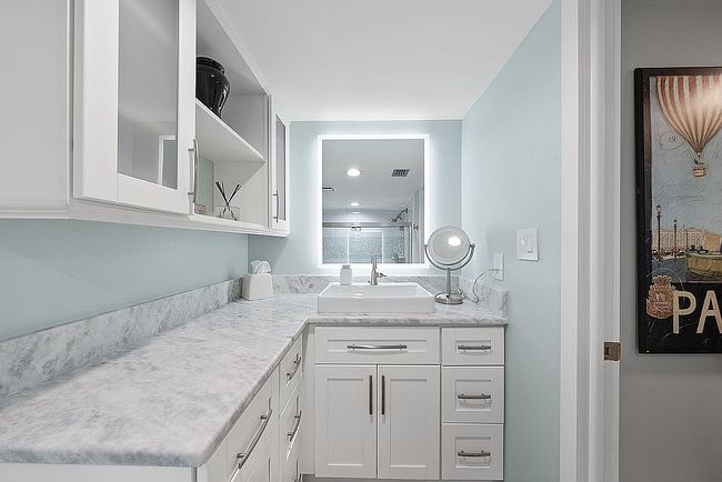 Photo of 2611 Bayshore Blvd Apt 1002, Tampa, FL