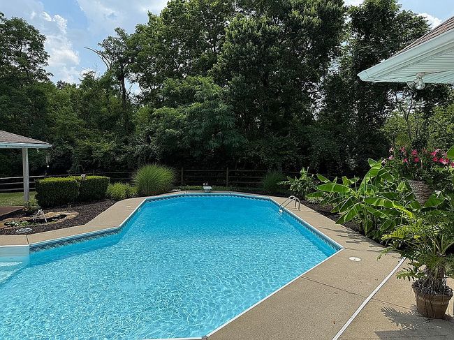 Photo of 2479 Charwood Ct, Cincinnati, OH