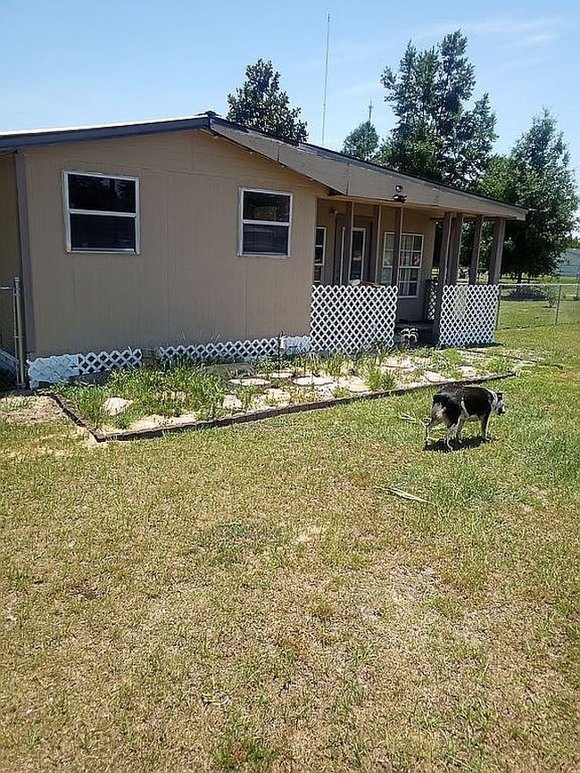 Photo of 16002 Creek Haven Rd, Fountain, FL