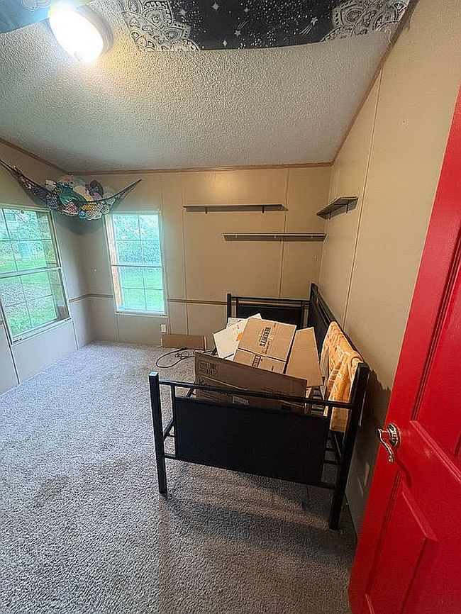 Photo of 8902 Cedar Rd, Breinigsville, PA