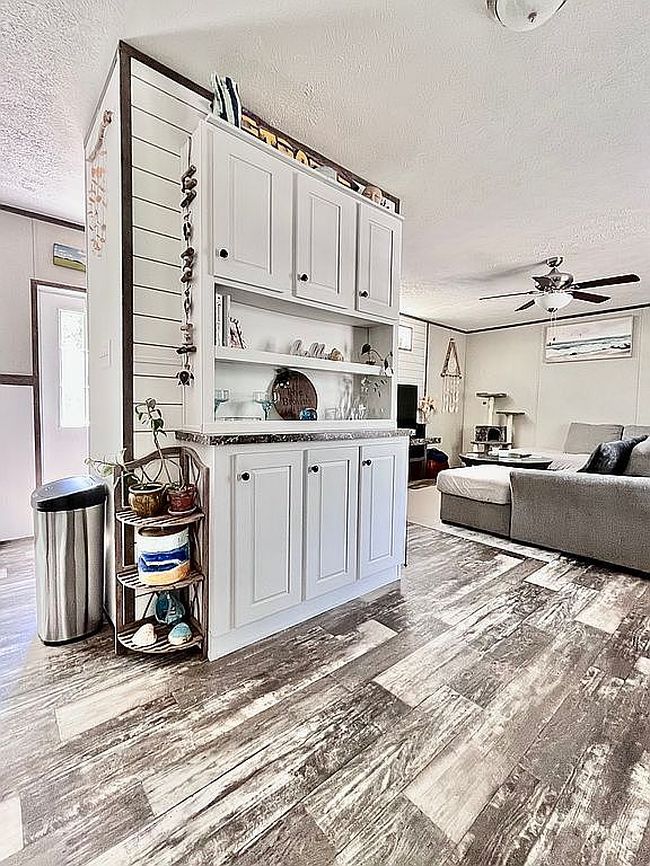Image of 224 Spruce Pines Dr
