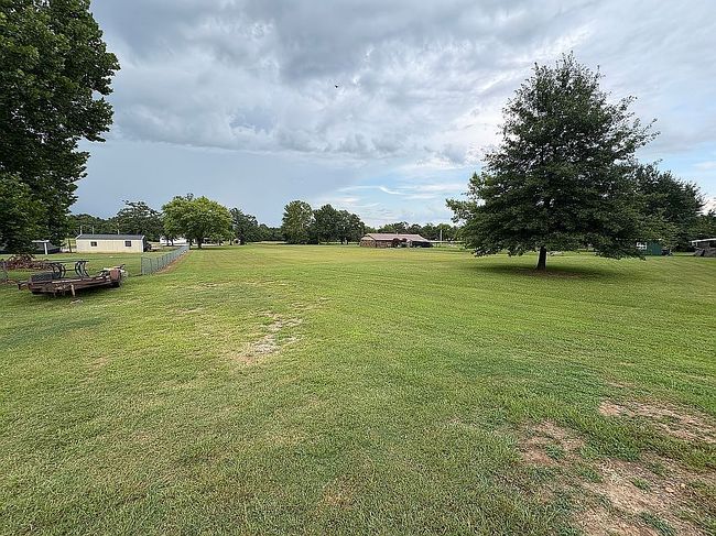 Photo of 1609 E Hollow Oak Rd, Stigler, OK