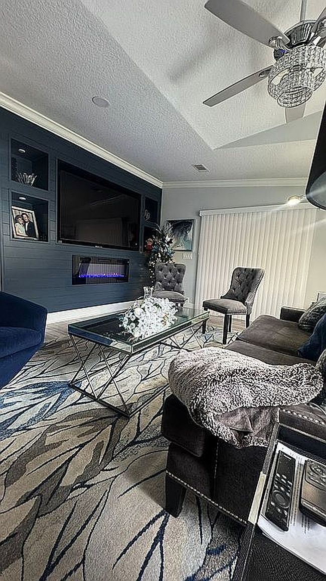Image of 837 Royal View Cir