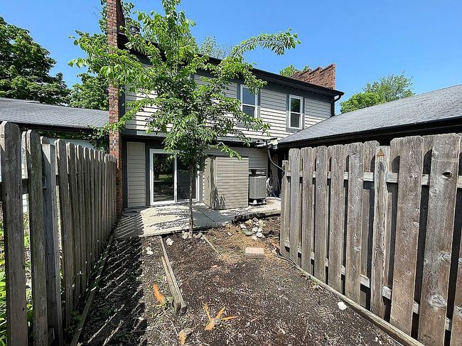 Image of 9458 Fordham St