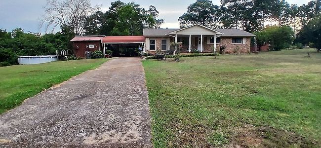 Photo of 2845 Hunters Creek Rd, Carnesville, GA