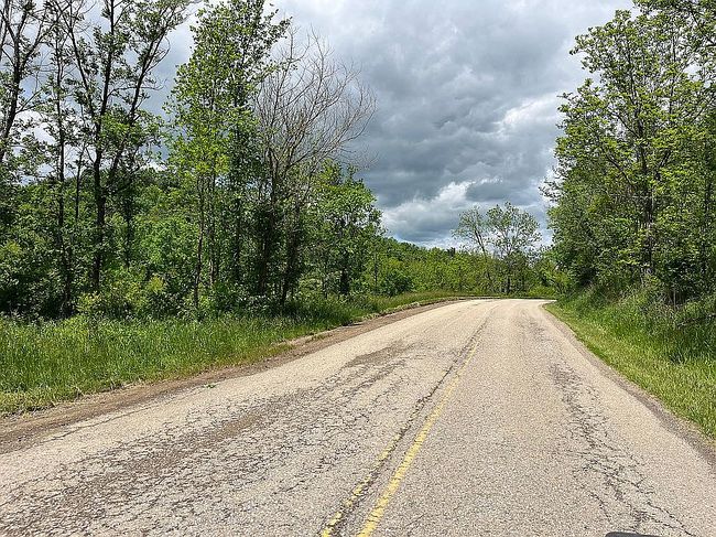 Photo of 6960 Crane Run Rd, Cumberland, OH