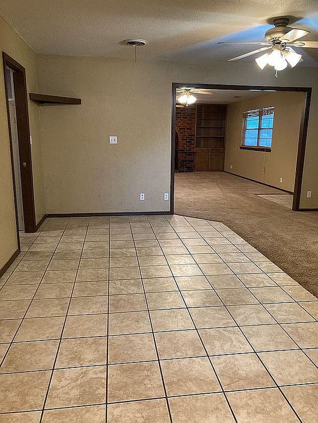 Additional photo 1 of property located at 1412 24th St