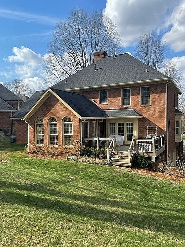Image of 924 Ashley Glen Dr