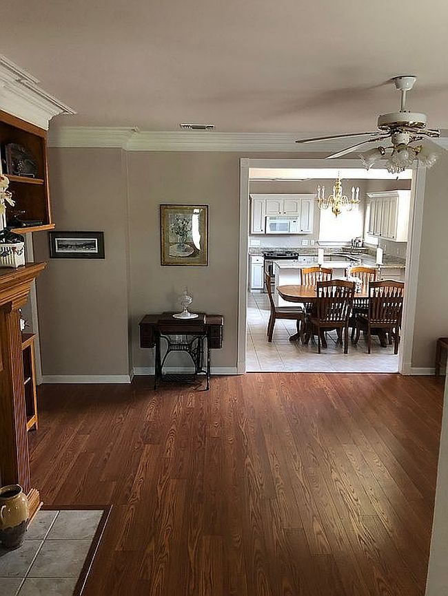 Image of 2242 Hunters Trail Dr