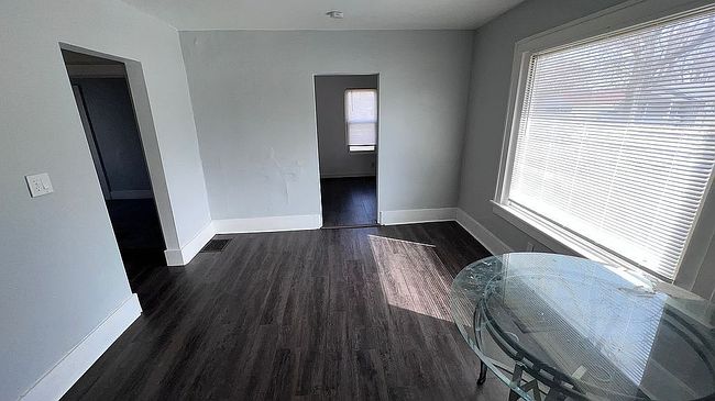 Image of 1102 N 6th St