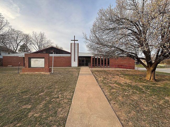 Photo of 1810 E Broadway Ave, Enid, OK