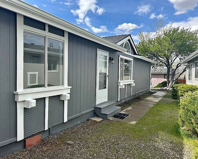 Preview of property located at 20 Wilshire Dr