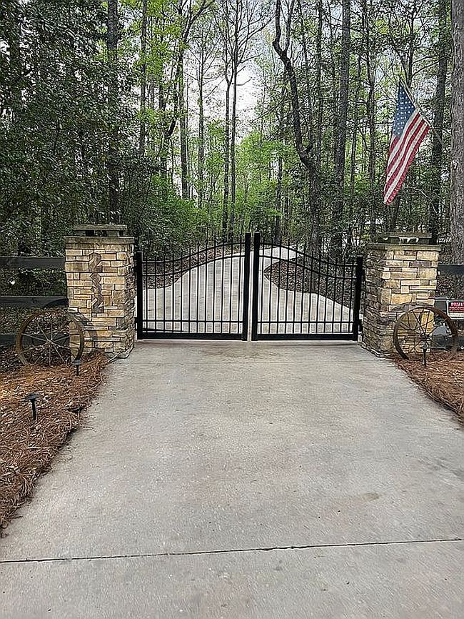 Photo of 232 Green St, Concord, GA