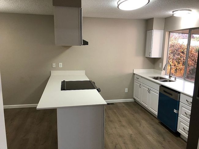 Image of 100 N 60th Ave Apt 11
