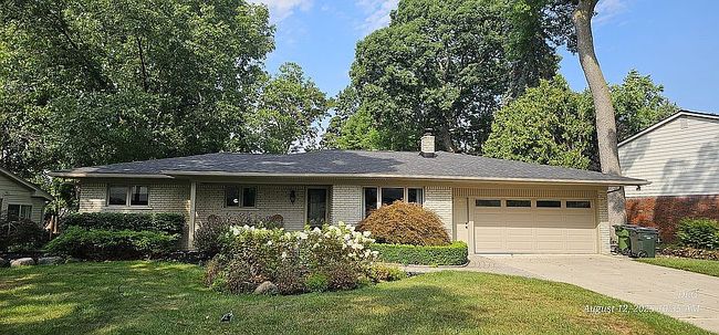 Photo of 55143 Monroe Dr, Shelby Township, MI