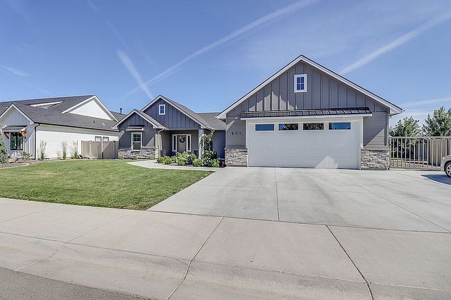 Photo of 211 Ne 8th St, Fruitland, ID