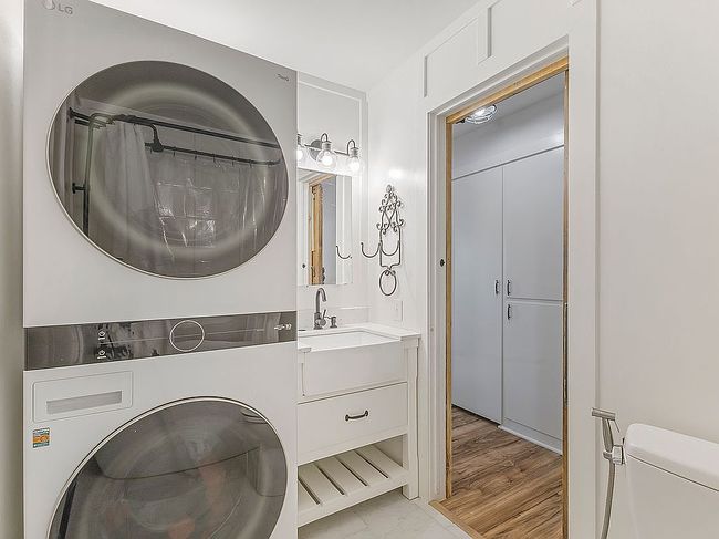 Additional photo 1 of property located at 44 S 300 E