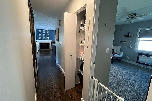 Photo of 7 W Garden Ave, Pontiac, IL