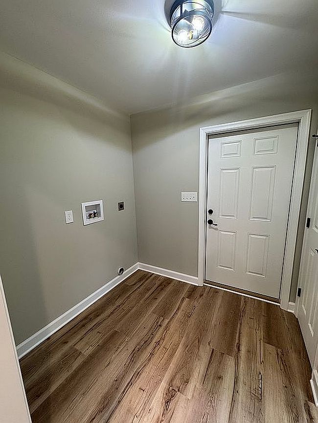 Photo of 3867 Walt Thomas Dr, Crisfield, MD