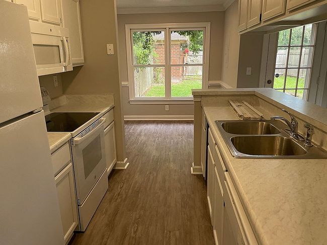 Photo of 321 Boerum Ct, Virginia Beach, VA