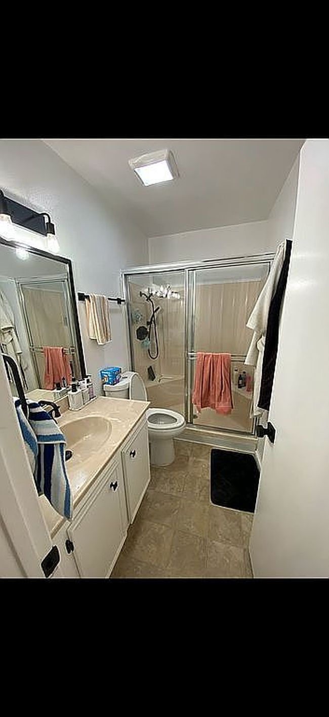 Image of 10636 Woodley Ave Unit 44